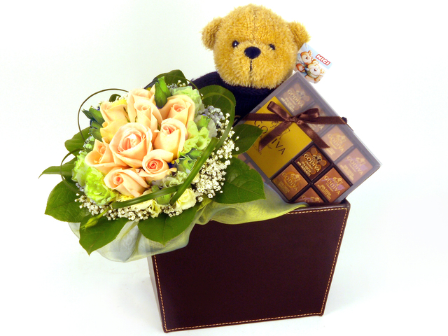 Florist Gift Set - Three Times the Charm (09)/Birthday Gift 14 - P5097 Photo